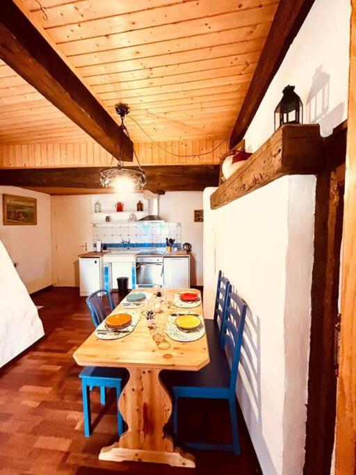 Charmant Appartement De Vacances Alta Ripa Hauterive  Ngoại thất bức ảnh